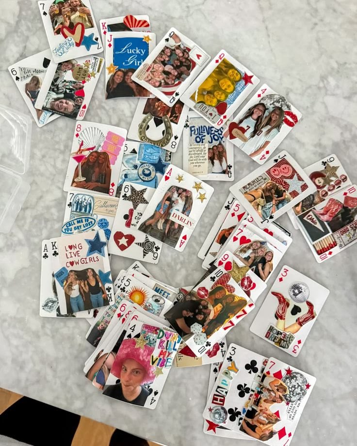 lunar community deck - take-home pack 🃏