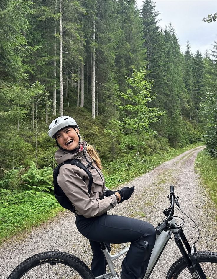 CUBBY X LUNAR ACTIVE GIRLS TRIP