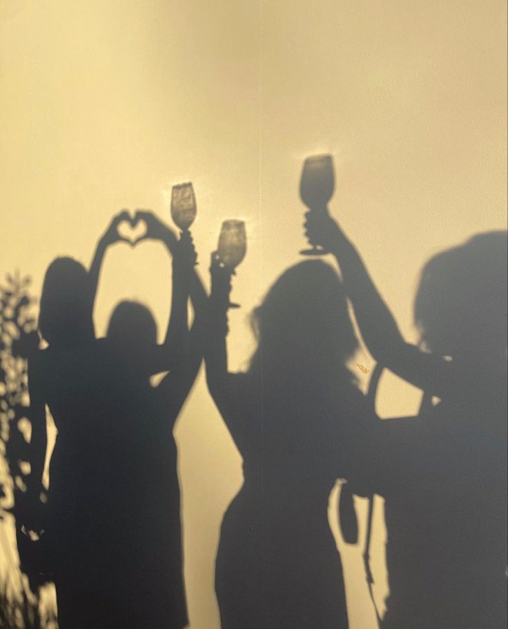 CUBBY X LUNAR ACTIVE GIRLS TRIP