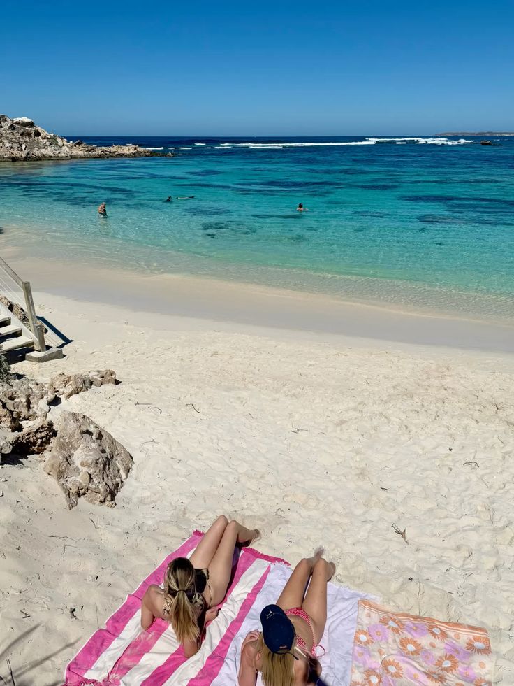 lunar rottnest getaway !!!!! (deposit)